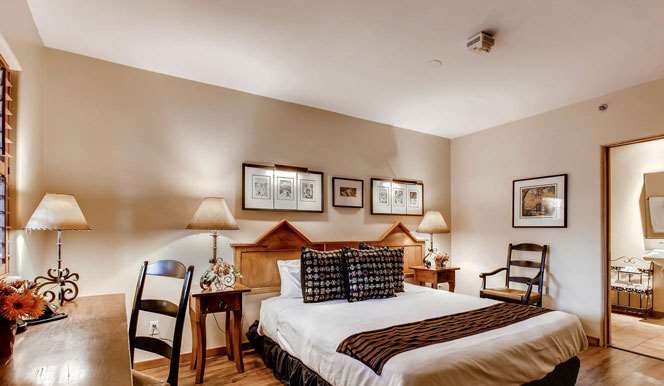Piñon Court By La Fonda - photo 19