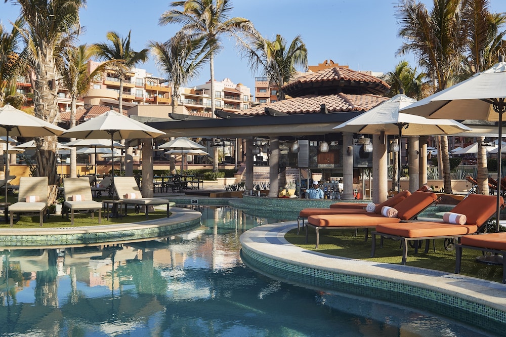 Poolside bar