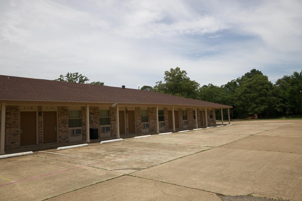 Van Inn - photo 19
