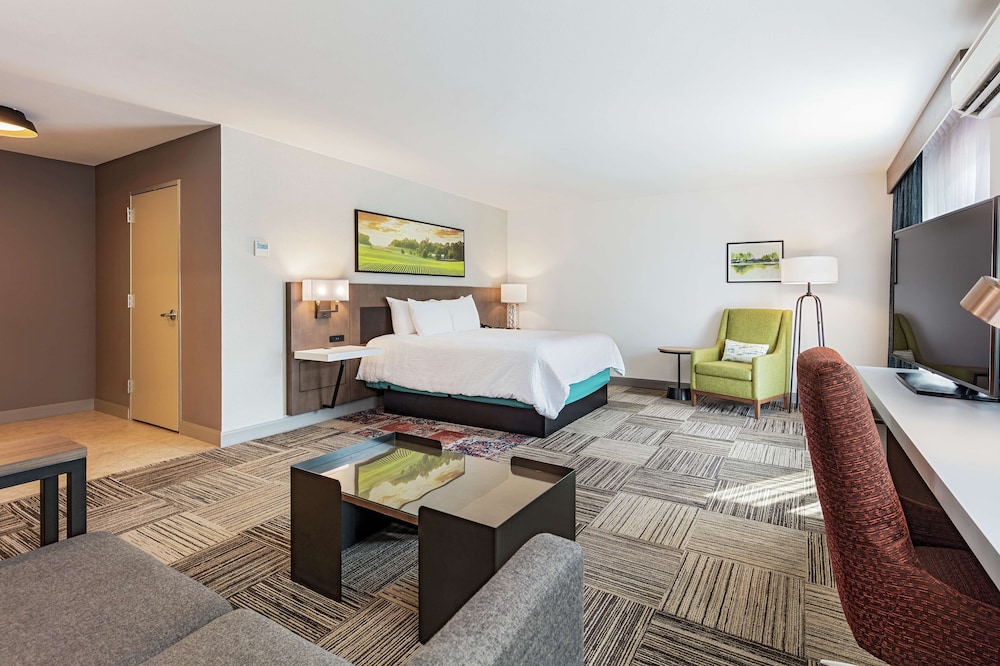 Hilton Garden Inn Davis Downtown - photo 9