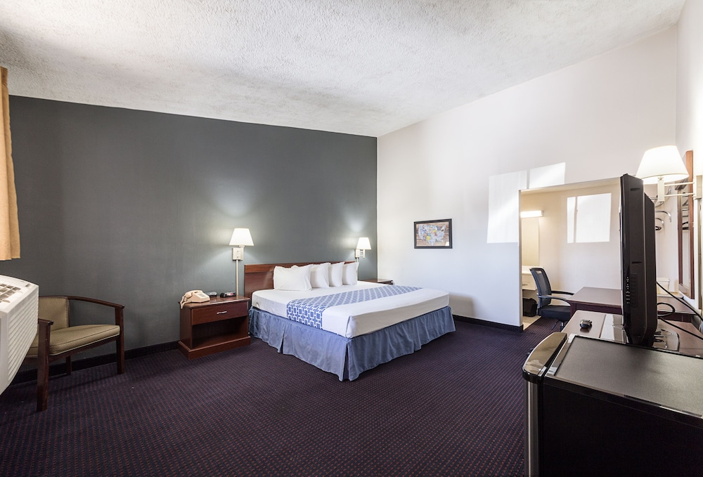 Parkview Inn and Conference Center - photo 6