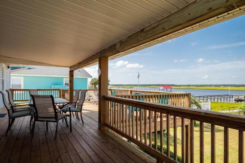 Sound Sleeper by Oak Island Accommodations - photo 8