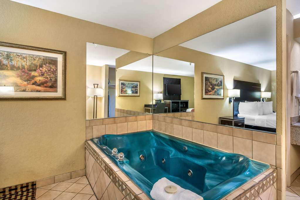 Best Western Bradford Inn - photo 21