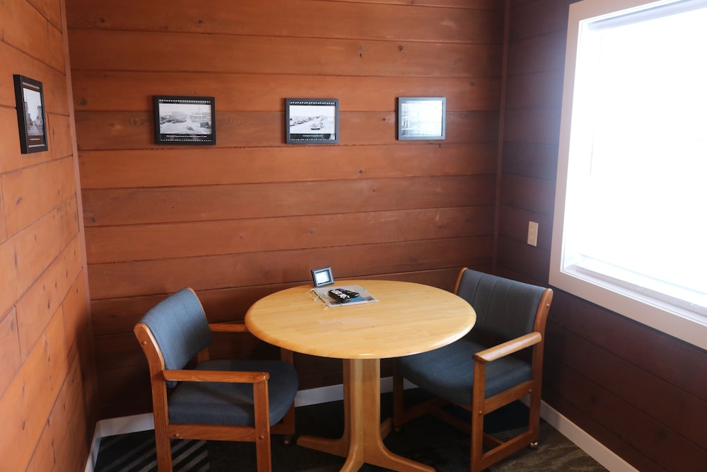 The Lowtide Motel - photo 23