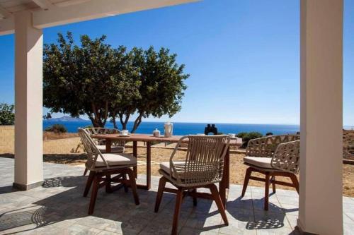 Eleanna Eco House — 4-Star Luxury Hotel in Agios Pavlos, Greece