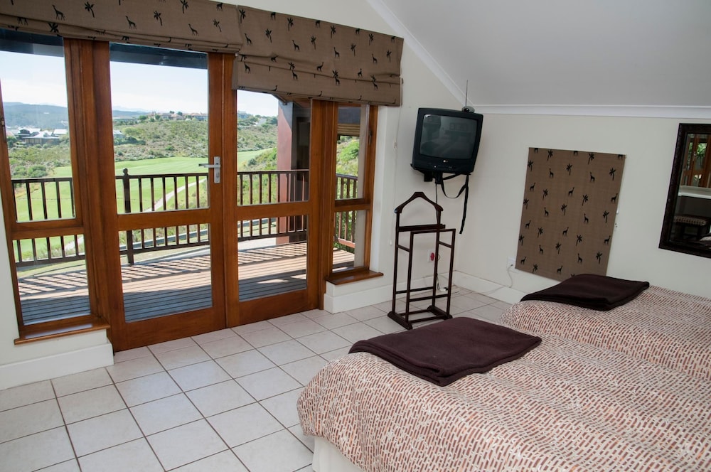 Villa 7 — 4-Star Luxury Hotel in Knysna, South Africa