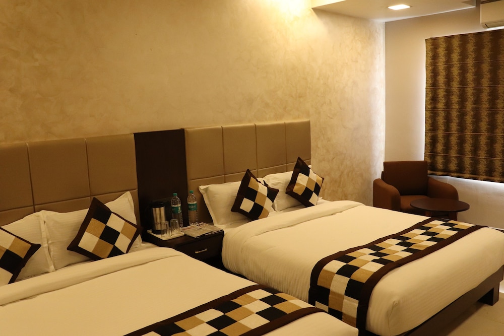 Mangal Grand Hotel in Beawar, India