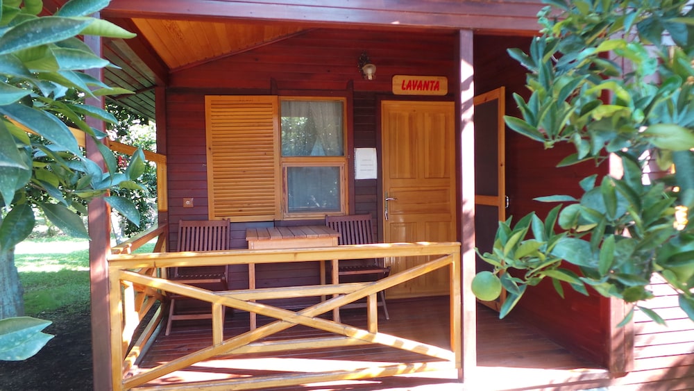 Mercan Bungalow — 4-Star Luxury Hotel in Kemer, Turkey