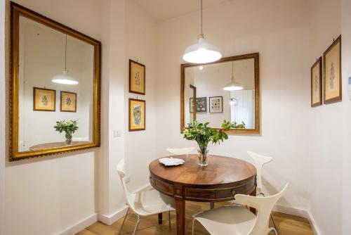 Cozy Apartment Metro A Easy Access to Rome — 4-Star Luxury Hotel in Rome, Italy