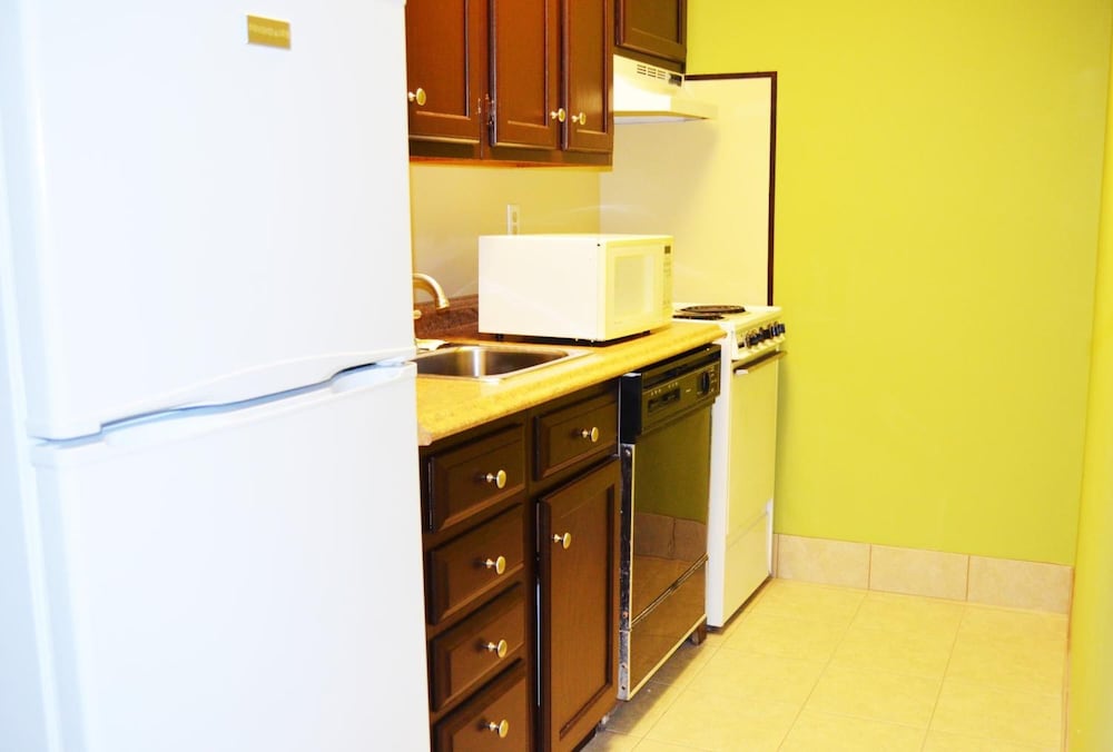 The University Inn at Emory - photo 13