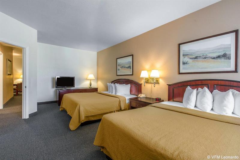 The Beachfront Inn & Suites At Dana Point - photo 15