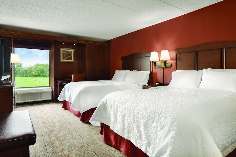 Hampton Inn Cincinnati Kings Island - photo 9
