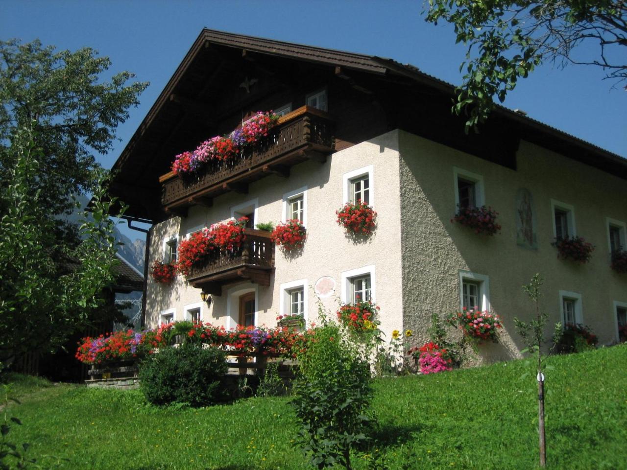 Klausmoarhof - carbon neutral hotel in Leisach