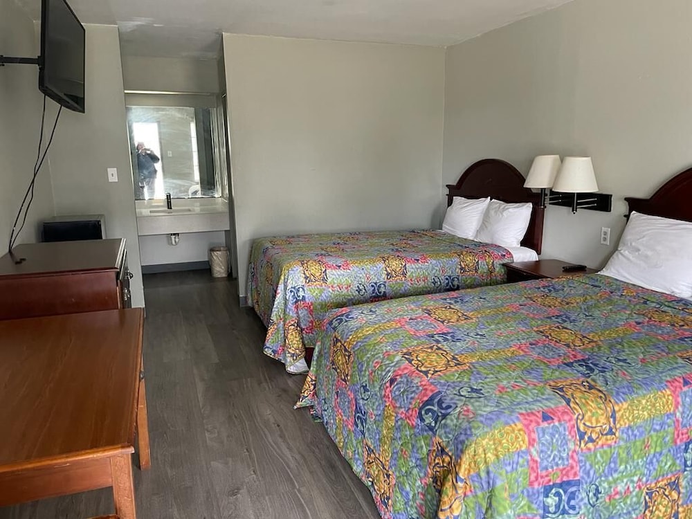 Americas Best Value Inn & Suites Slidell - photo 10