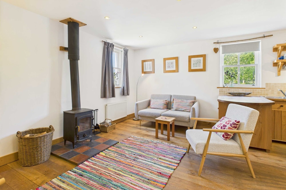 Host Stay The Bothy — hotel in Wigton