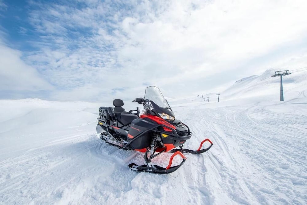 Snow and ski sports