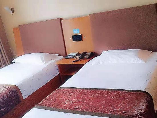 Fujing Ice Land Seafood Hotel in Fujin, People's Republic of China