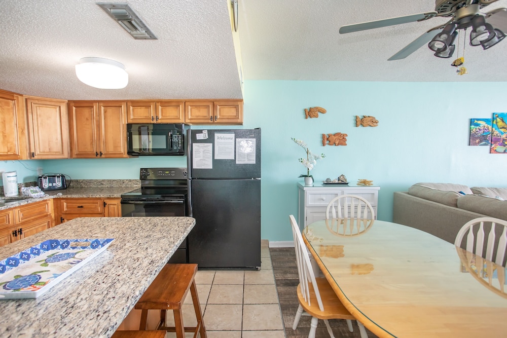 0712 Waters Edge Resort 3 Bedroom Condo by RedAwning - photo 19