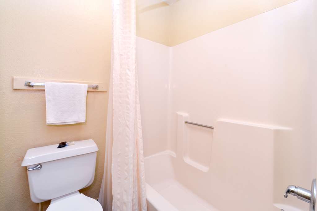 Americas Best Value Inn Monroeville - photo 19