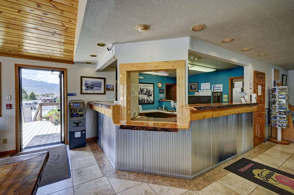 Super 8 by Wyndham Gardiner Yellowstone Park Area - photo 40
