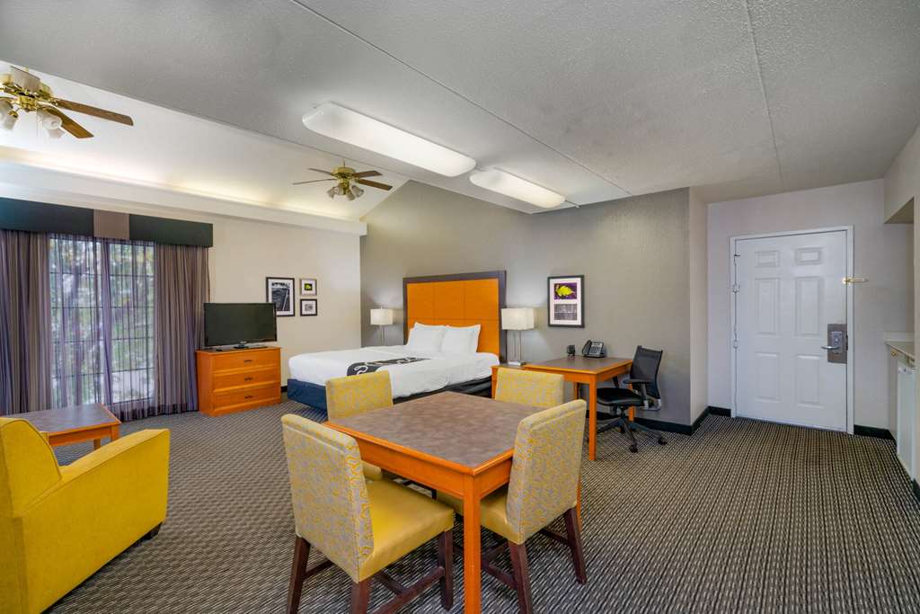 La Quinta Inn by Wyndham Nashville South - photo 51