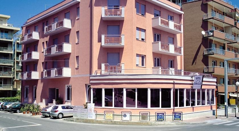 Hotel Corallo — hotel in Pietra Ligure