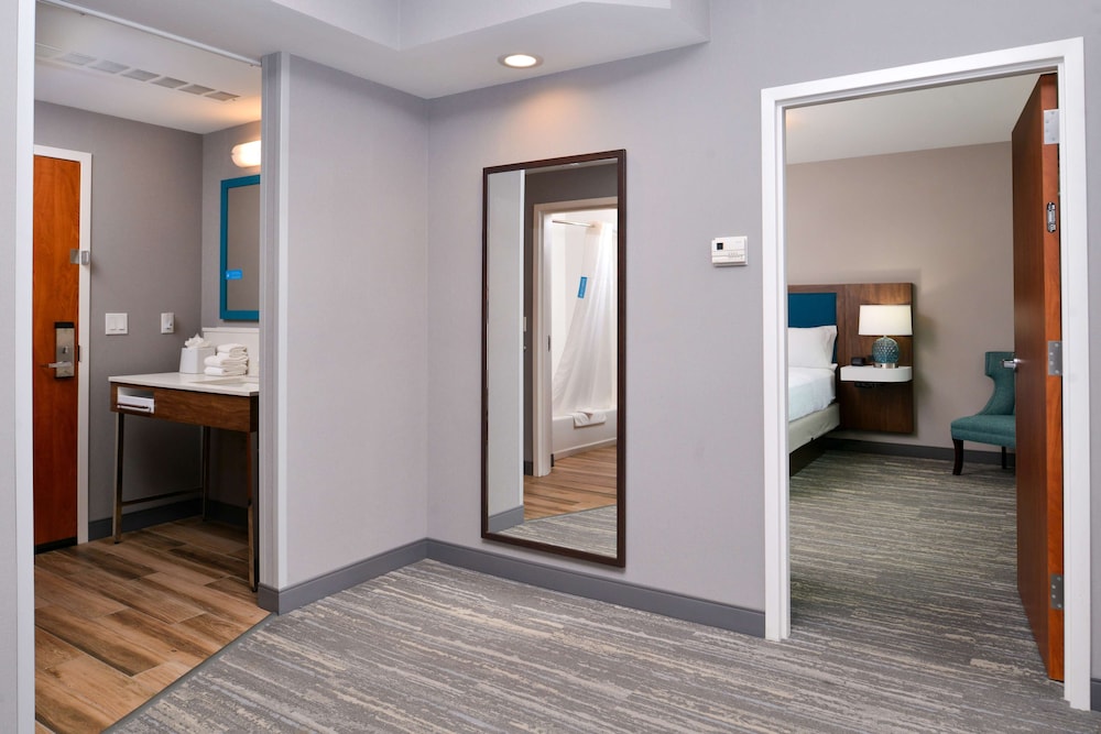 Hampton Inn & Suites Boise Spectrum - photo 64