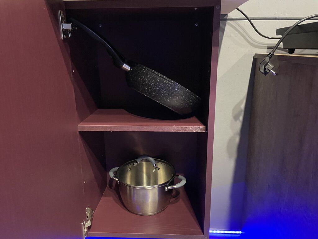 Plaum Hotel Cyber Studiya Murino Flat in Murino, Russia