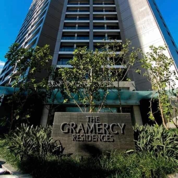 Gramercy Residences Spacious 1 BR Loft FREE Amenities — 5-Star Luxury Hotel in Manila, Philippines