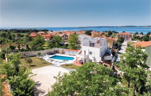 Holiday Home Medulin Mn 1863 — 4-Star Luxury Hotel in Medulin, Croatia