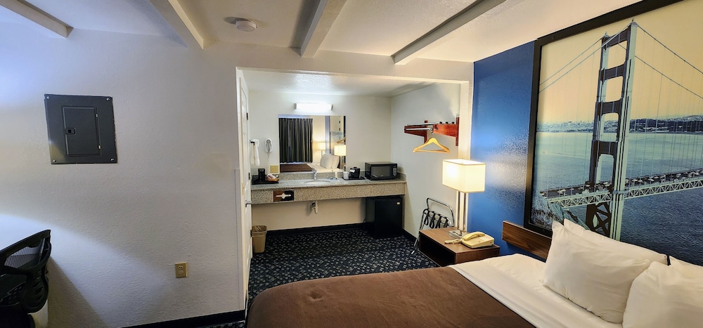 Hotel Belmont - photo 9