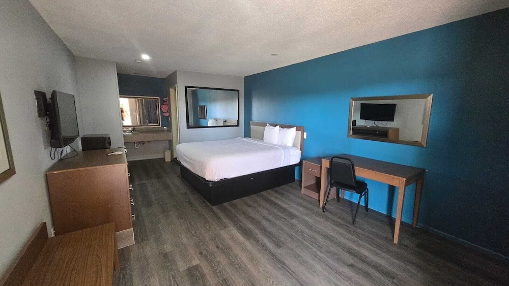 Jeffersonian Motor Inn - photo 7