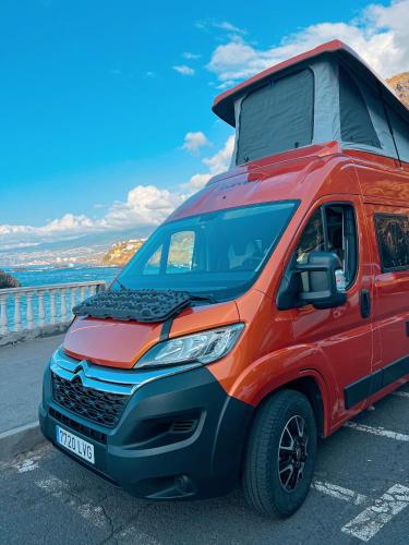 Furgoneta Camper Canarias in Puerto De La Cruz, Spain