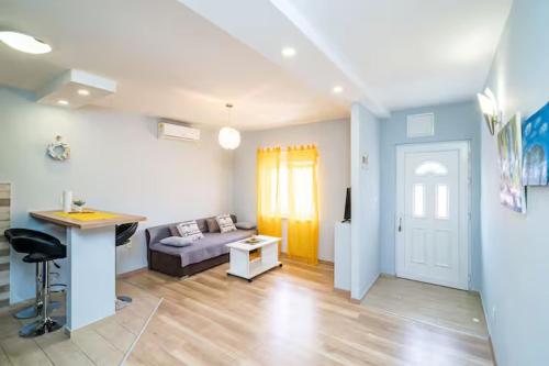 Apartments by the sea Dubrovnik 24624