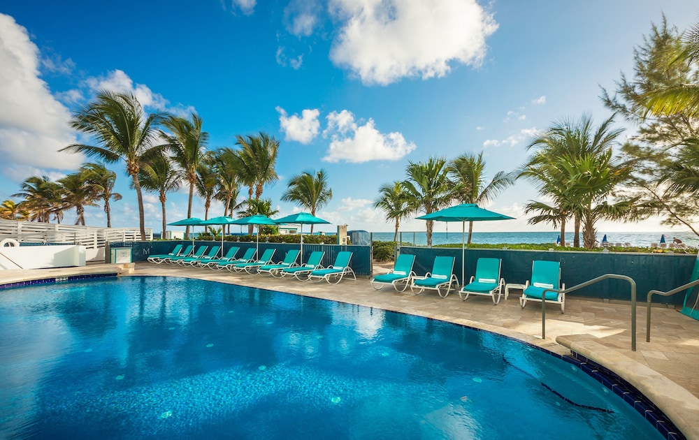 Marenas Beach Resort - photo 3