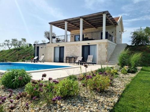Rocca Verde - carbon neutral hotel in Unknown City