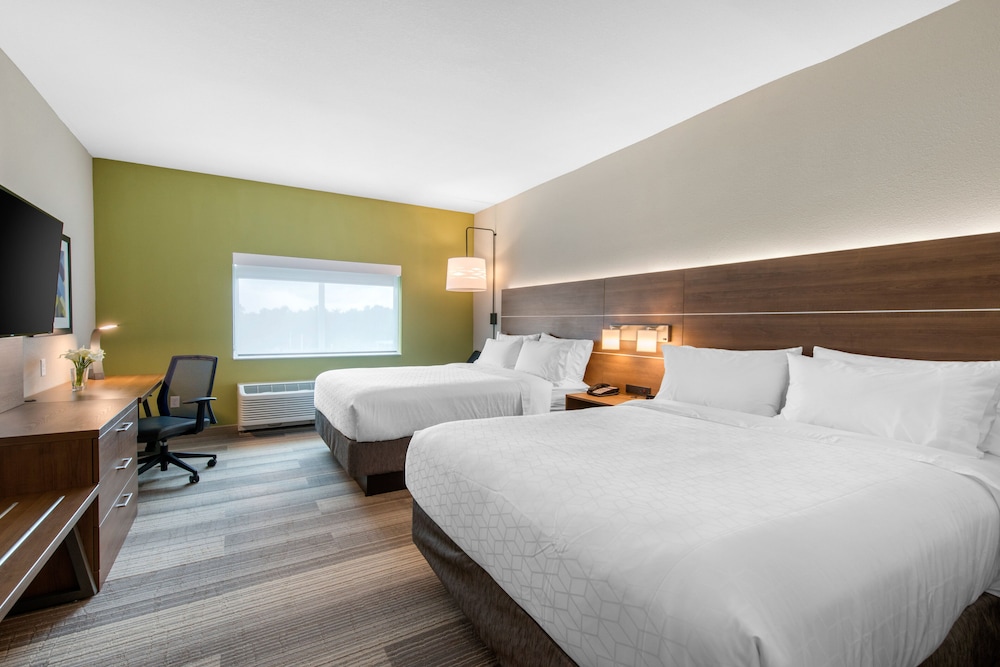 Holiday Inn Express & Suites Wildwood The Villages by IHG - photo 25