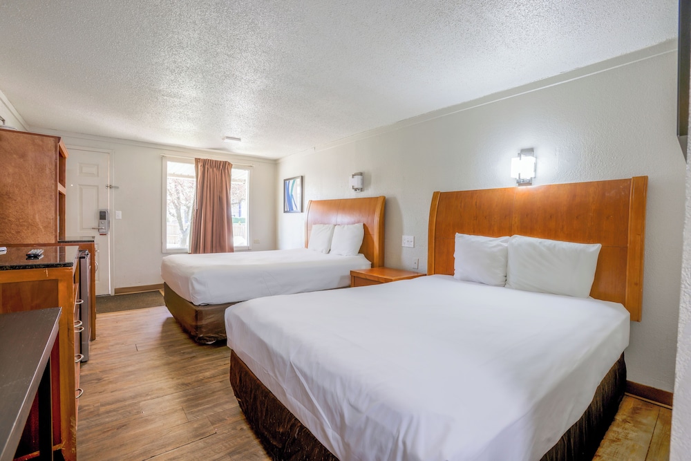 Cozy Garden Inn By OYO Hwy 40 Richmond - photo 34