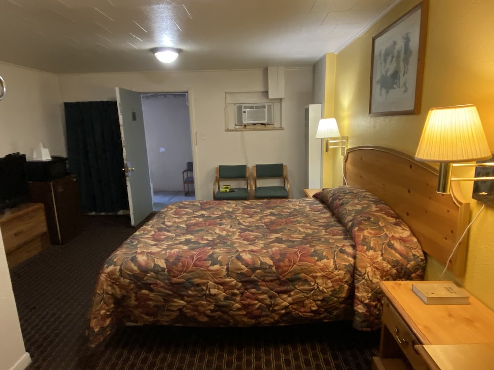 Ranger Motel - photo 5