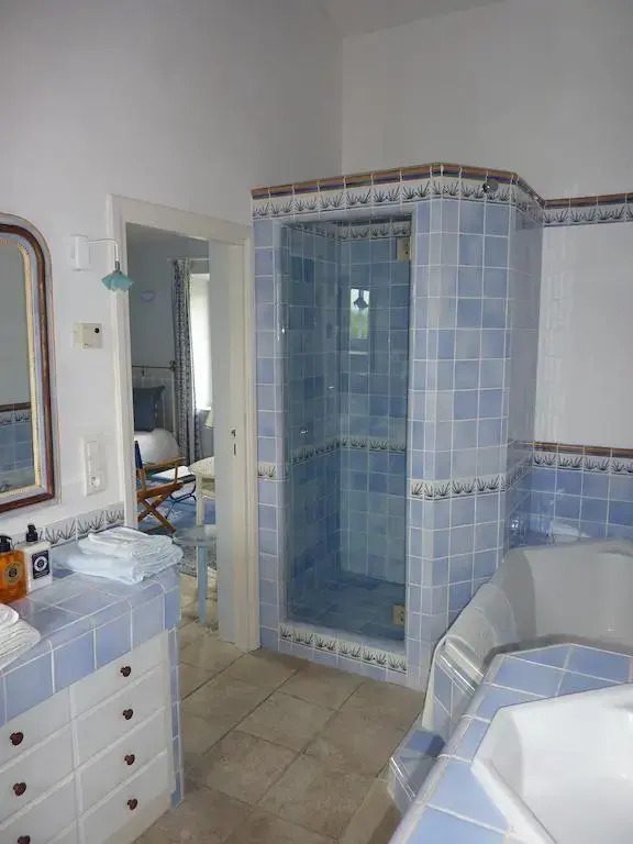 Le Mas del sol — hotel in Bonnieux