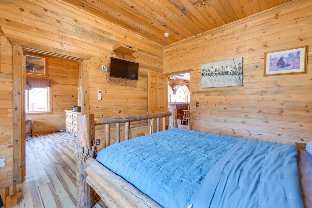Salmon Vacation Rental w On site River Access - photo 13
