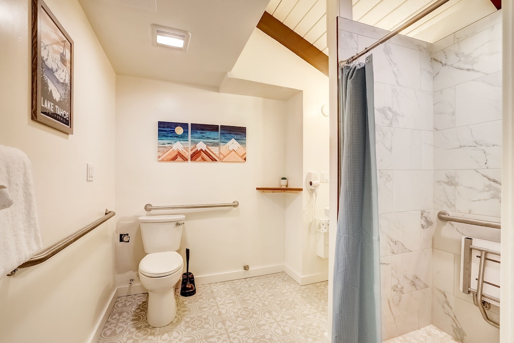 Tahoe Mountain inn - photo 87