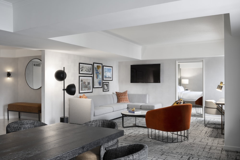 voco Chicago Downtown Riverwalk by IHG - photo 36