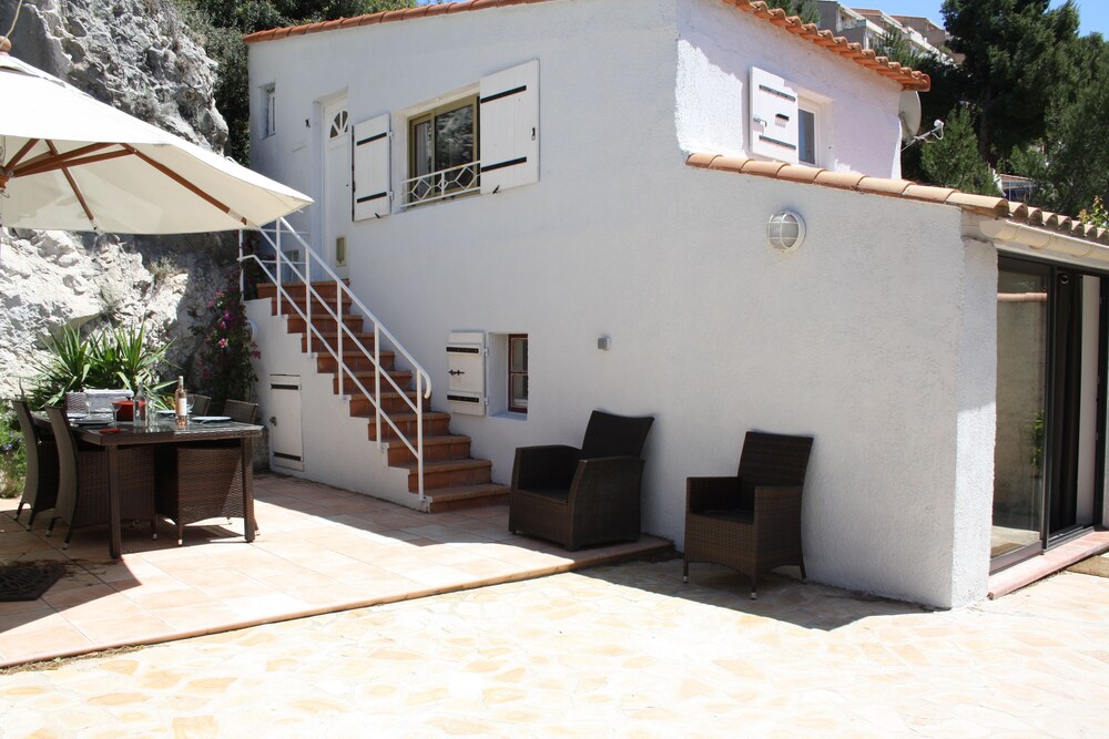La Maisonnette de la Plage du Rouet — 4-Star Luxury Hotel in Carry-Le-Rouet, France