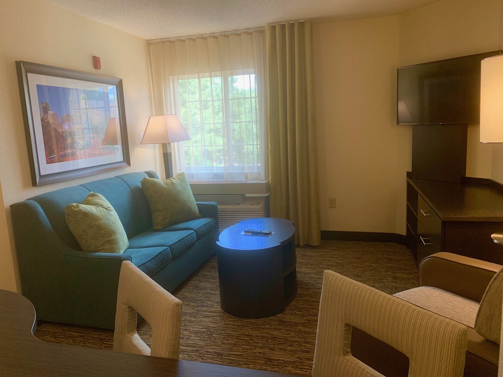 Candlewood Suites Raleigh Crabtree by IHG - photo 19