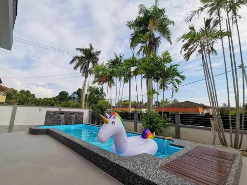 Port Dickson Pool Villa Ruma66 — 4-Star Luxury Hotel in Port Dickson, Malaysia