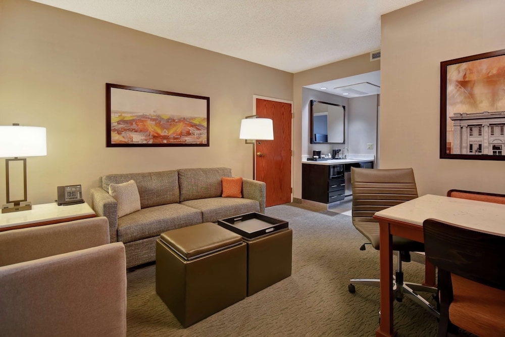 Embassy Suites Little Rock - photo 41