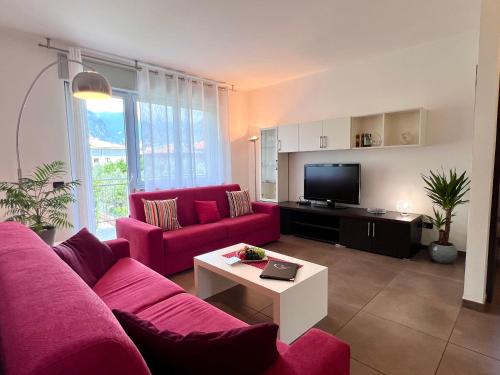 Villa Verde 3 Bedrooms Garden Parking — 4-Star Luxury Hotel in Riva Del Garda, Italy