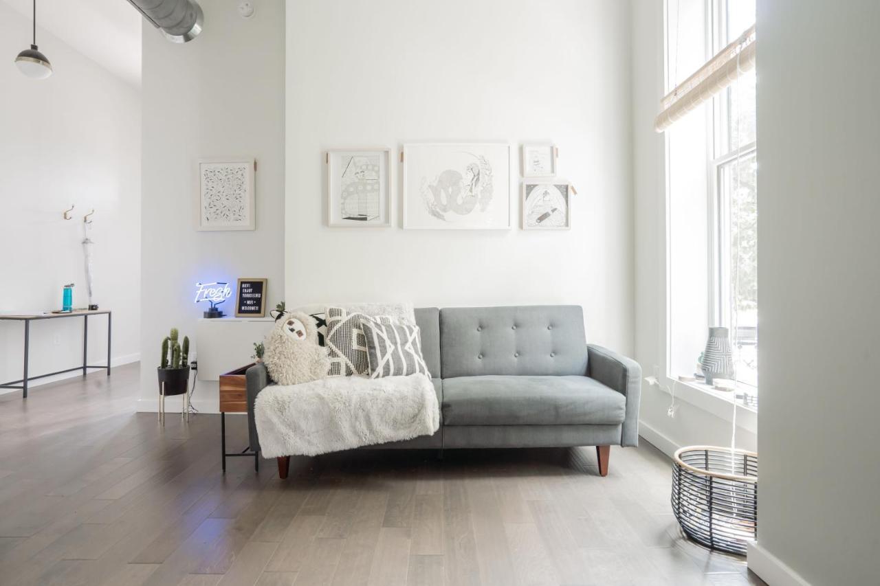 4 Apartments Downtown Walk to Cincy Stadiums — 4-Star Luxury Hotel in Covington, United States