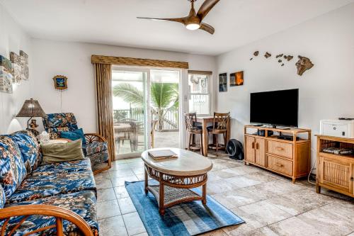 Kona Riviera Villa #104 — 4-Star Luxury Hotel in Kailua-Kona, United States